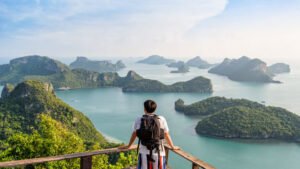 Solo Travel Tips to Stay Safe in Unknown Places